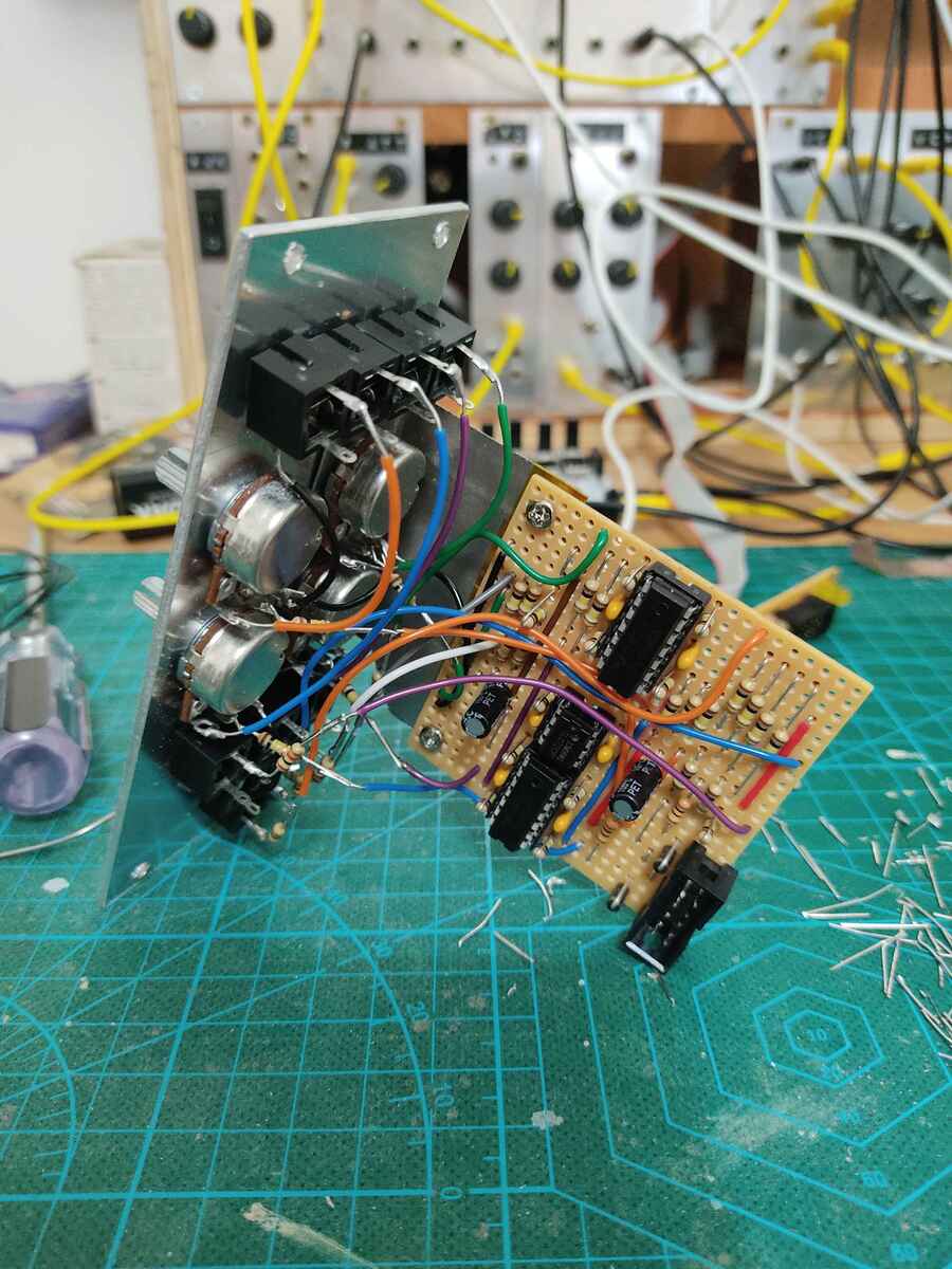 rear view. i was rushing on the panel wiring cos we had a friend coming over for dinner and i wanted to get it finished before then.... i managed to keep it out the way of the chip sockets at least rear view. i was rushing on the panel wiring cos we had a friend coming over for dinner and i wanted to get it finished before then.... i managed to keep it out the way of the chip sockets at least